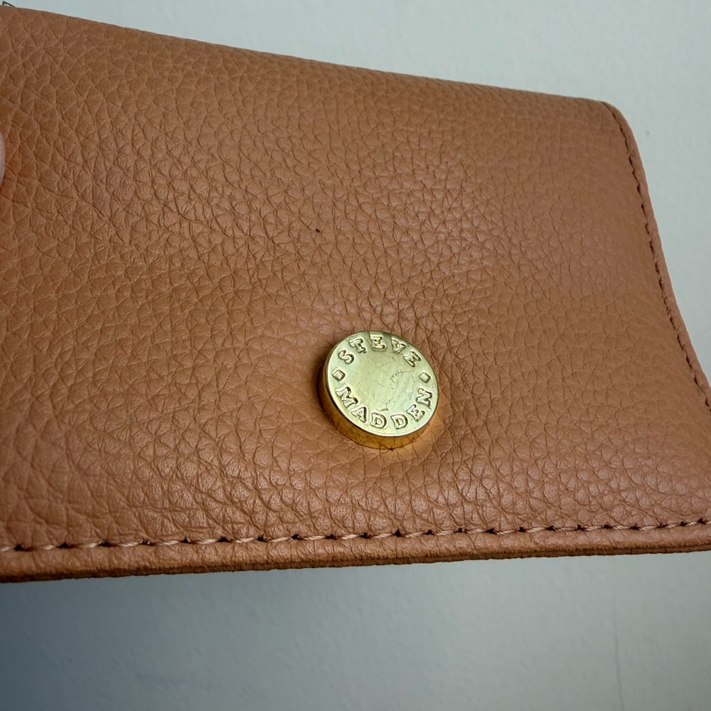 Steve Madden Cardholder - Picture 2 of 8